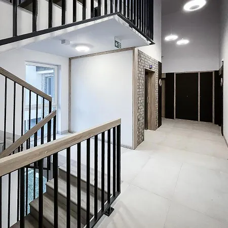 Diament Kamienica Grochow With Free Parking Apartment