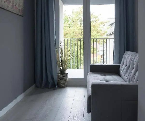 Apartman Diament Kamienica Grochow With Free Parking