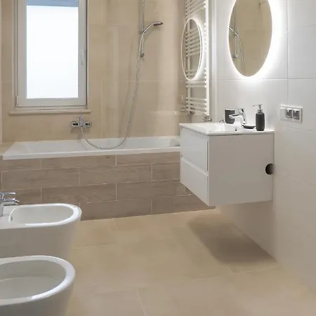 Diament Kamienica Grochow With Free Parking